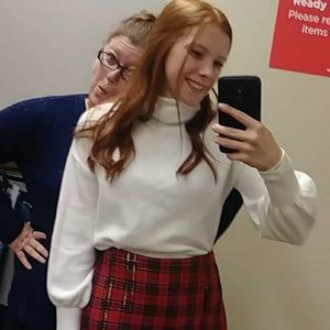 Meet your Posher, Karlie